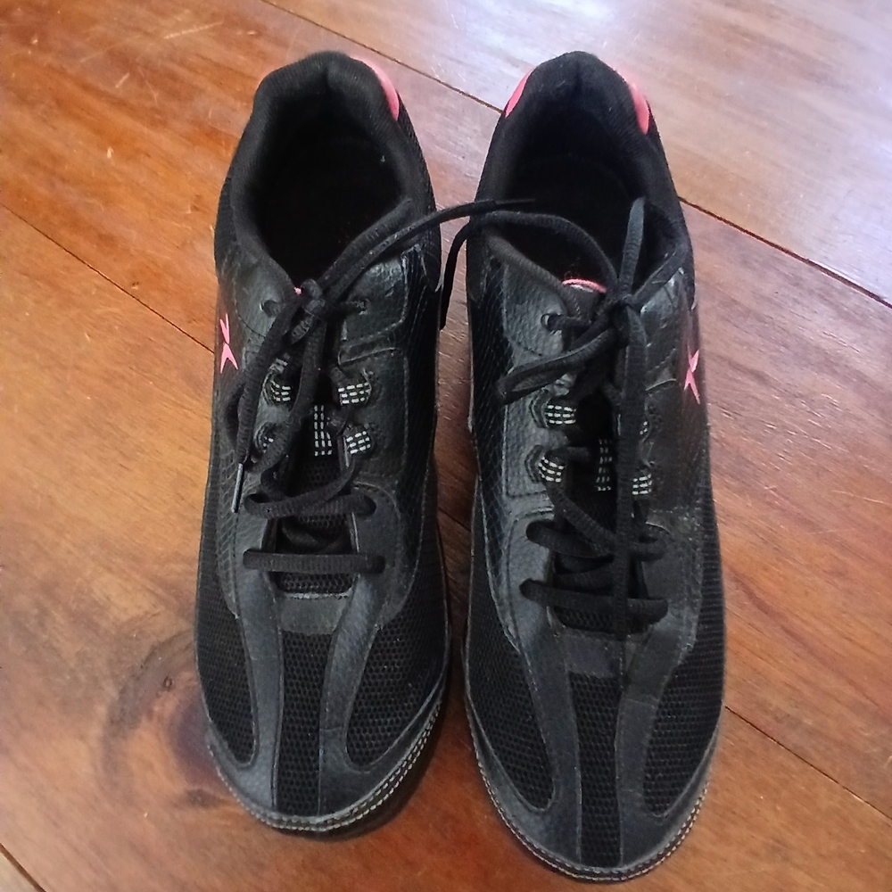 Women's Aetrex BW30 orthotic support breathabke Black Sneakers Sz 11.